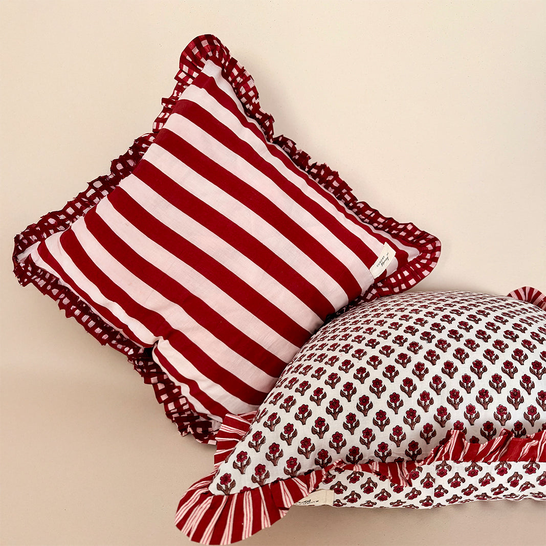 FUNDA DE COJÍN ESTAMPADO MINI FLORES BURGUNDY